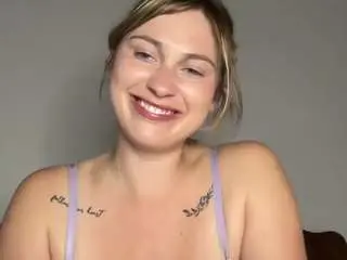 Savvvannaxo  live sex cam