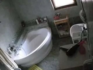 Voyeurcam-julmodels-bath-1st-2  live sex cam