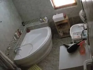 Voyeurcam-julmodels-bath-1st-2  live sex cam