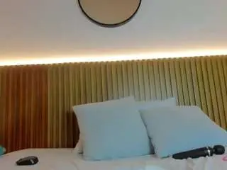 Charlotte-13x  live sex cam