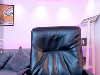 Emily-loppez  live sex cam