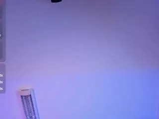 Emily-loppez  live sex cam