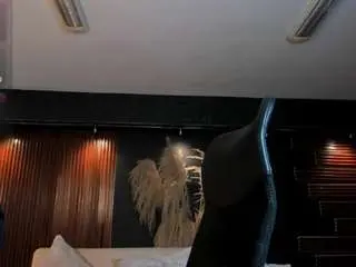Emily-loppez  live sex cam