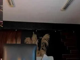 Emily-loppez  live sex cam