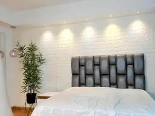 Emily-loppez  live sex cam