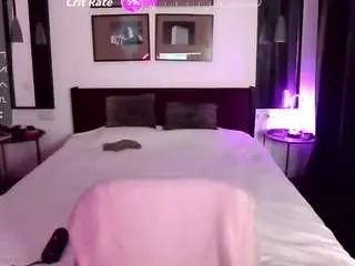 Serenamils  live sex cam