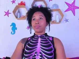 Tanisha-curly  live sex cam