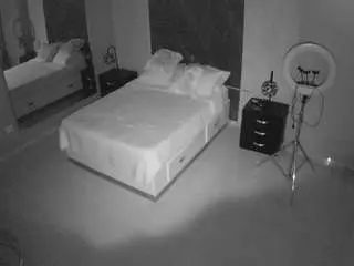 Voyeurcam-casa-salsa-bedroom-4  live sex cam