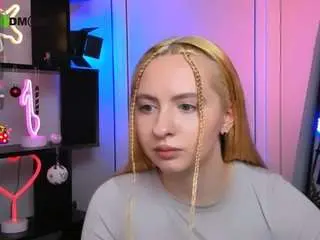 Bella-blade  live sex cam