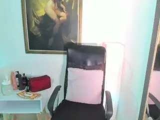 Karlagonzales  live sex cam