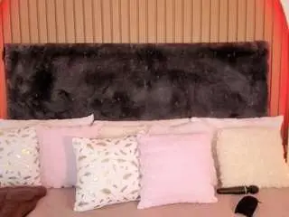 Karlagonzales  live sex cam