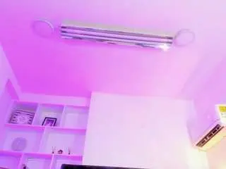 Karlagonzales  live sex cam