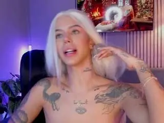 Suniipuffle  live sex cam