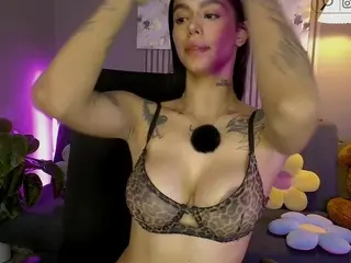 Suniipuffle  live sex cam