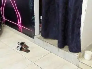 Crazy-sexvip  live sex cam