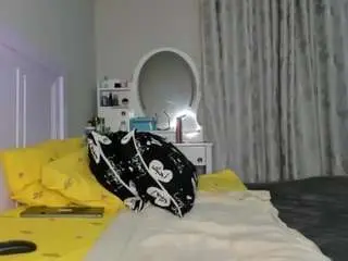 Desirepeace  live sex cam