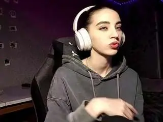 Khalilaharthur  live sex cam