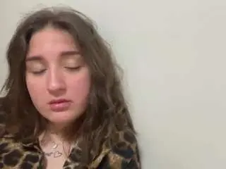 Temikamcginity  live sex cam