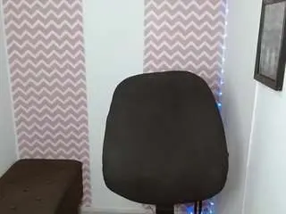 Dayanacarson  live sex cam