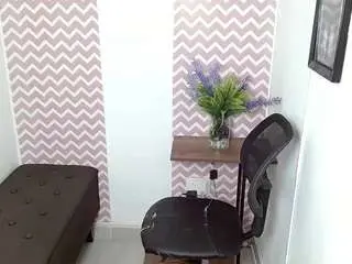 Dayanacarson  live sex cam