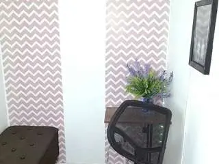 Dayanacarson  live sex cam