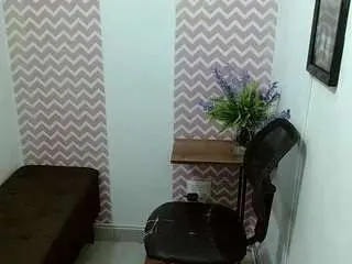 Dayanacarson  live sex cam