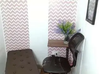 Dayanacarson  live sex cam