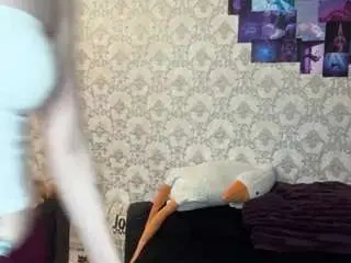 Deeannvrazel  live sex cam