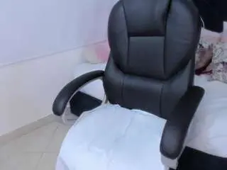 Kate-lua  live sex cam