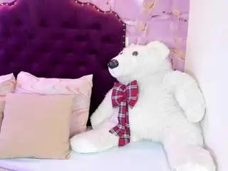 Kate-lua  live sex cam
