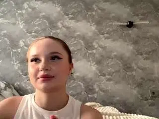 Kenadilsaver  live sex cam