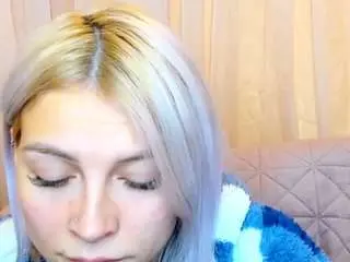 Kristihoward  live sex cam