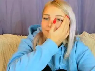 Kristihoward  live sex cam