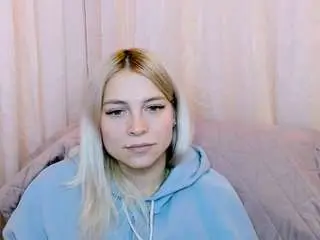 Kristihoward  live sex cam