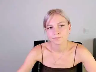 Kristihoward  live sex cam