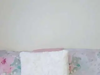 Kristihoward  live sex cam