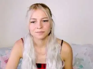 Kristihoward  live sex cam