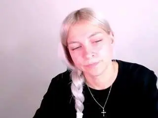 Kristihoward  live sex cam