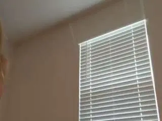 Milf-lacey  live sex cam
