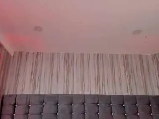 Pocahontasfg  live sex cam