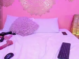 Zairarogue  live sex cam