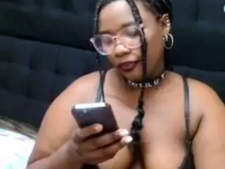 Curvycocoxxx  live sex cam