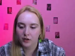 Linda-lynx  live sex cam