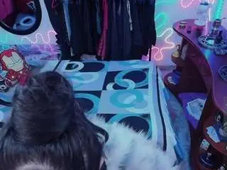 Lufek23  live sex cam