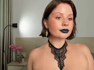 Medea-queen  live sex cam