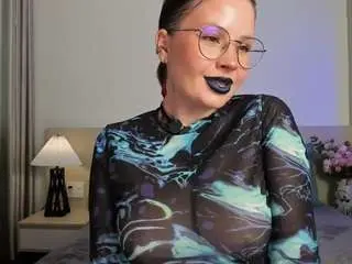 Medea-queen  live sex cam