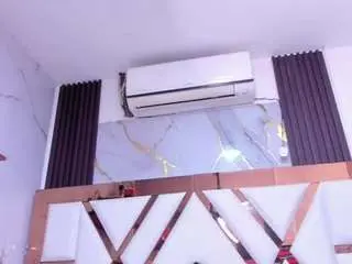 Zafirahot  live sex cam