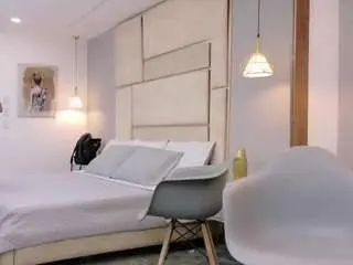 Ashleytaylor1  live sex cam