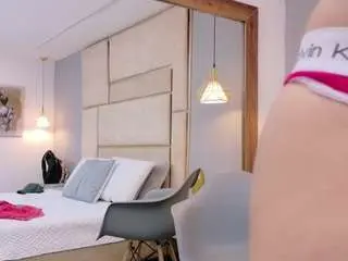 Ashleytaylor1  live sex cam