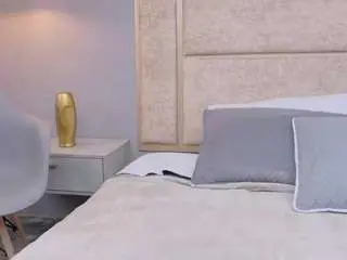 Ashleytaylor1  live sex cam